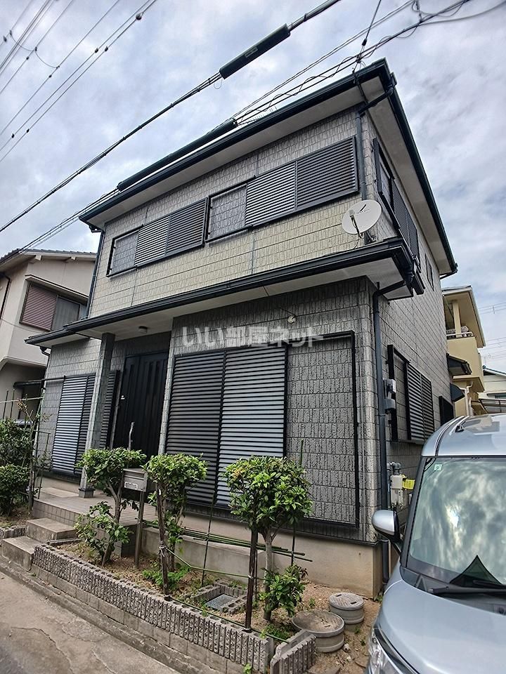 平岡町一色戸建の外観画像