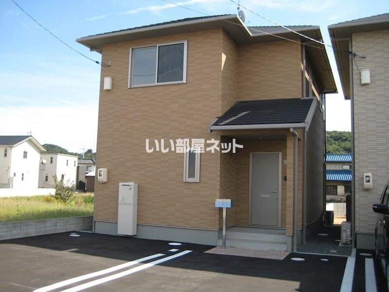 ベルホワイト福井の外観画像