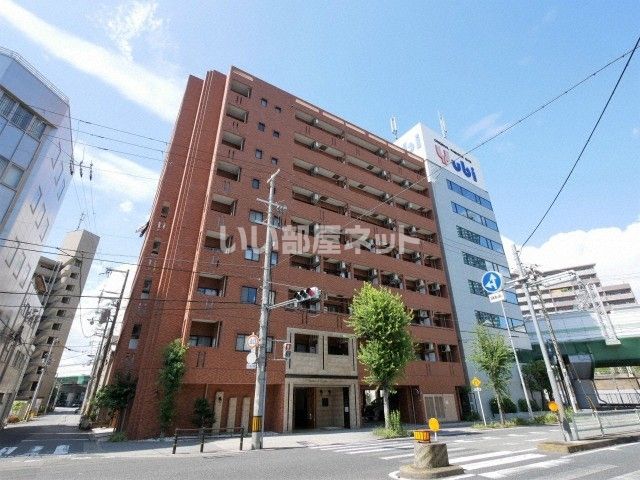 プレサンスセンターコア大阪の外観画像