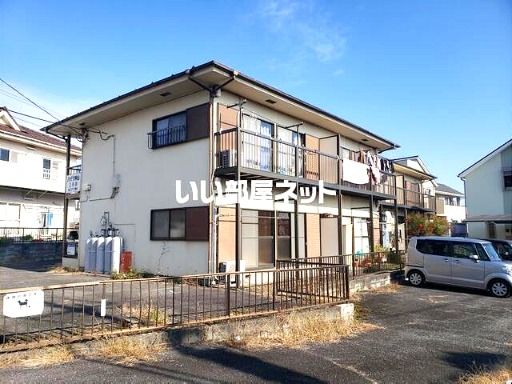 ハイツ神山2号棟の外観画像