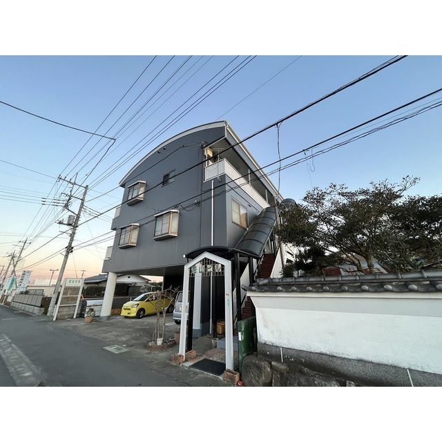 花山ビルの外観画像