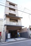 ラルゴ仁王門の外観画像