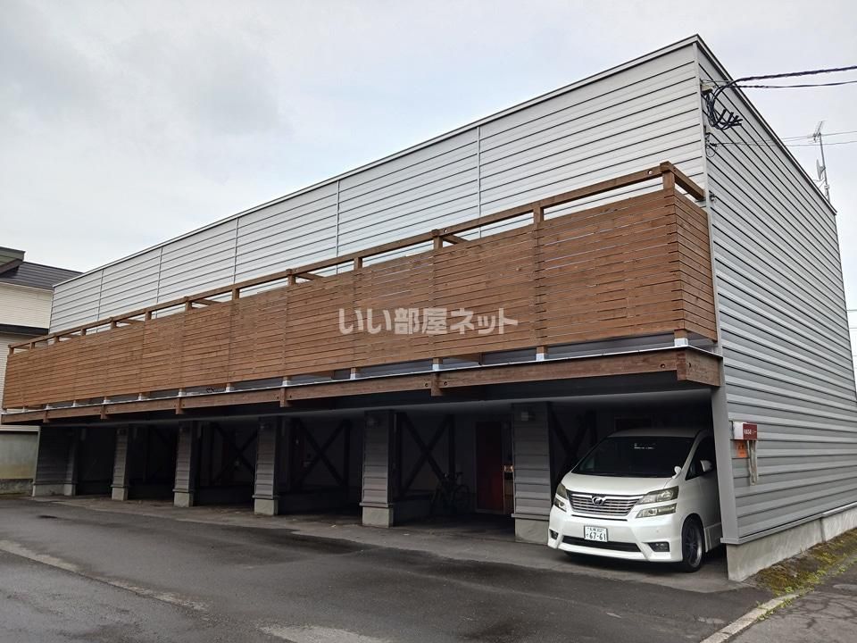 N.M.S B棟の外観画像