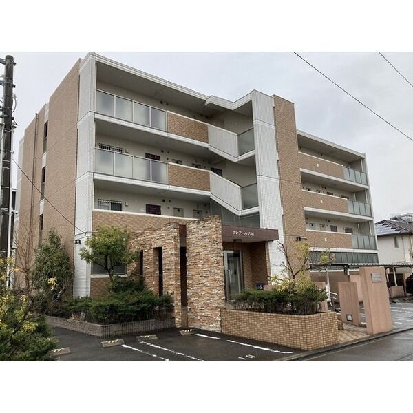 クレアール古城の外観画像