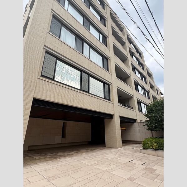 グランスイート高田馬場四丁目の外観画像