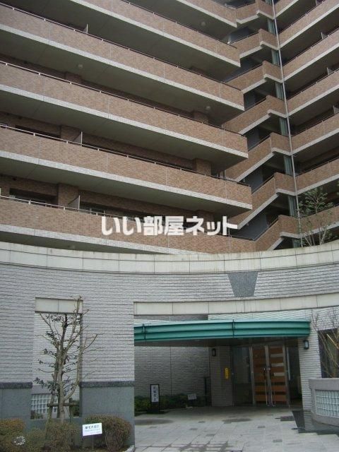 ルネ・アインの外観画像