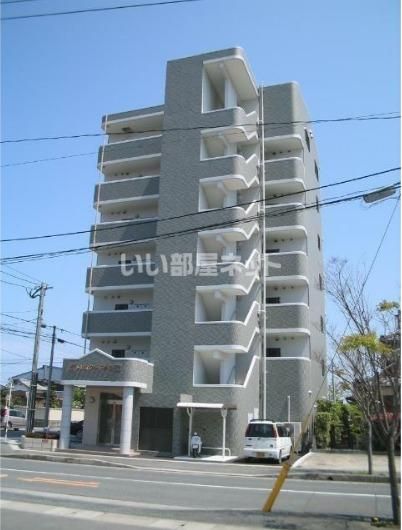 トレステーラ中殿の外観画像