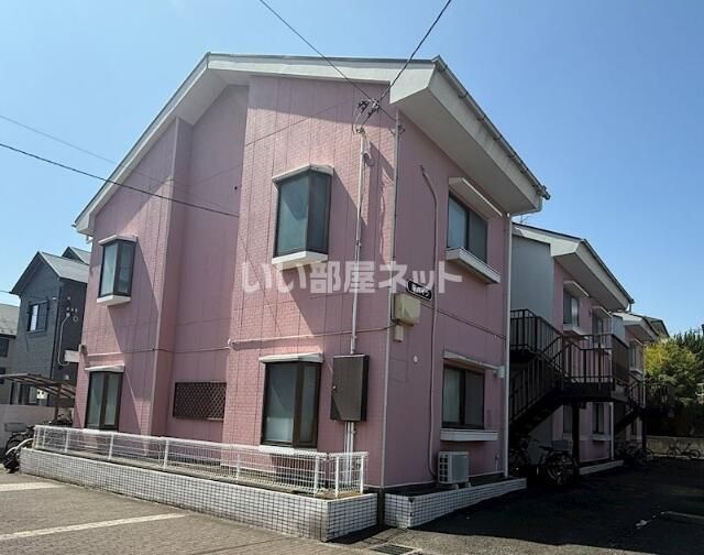 泉ハイツの外観画像