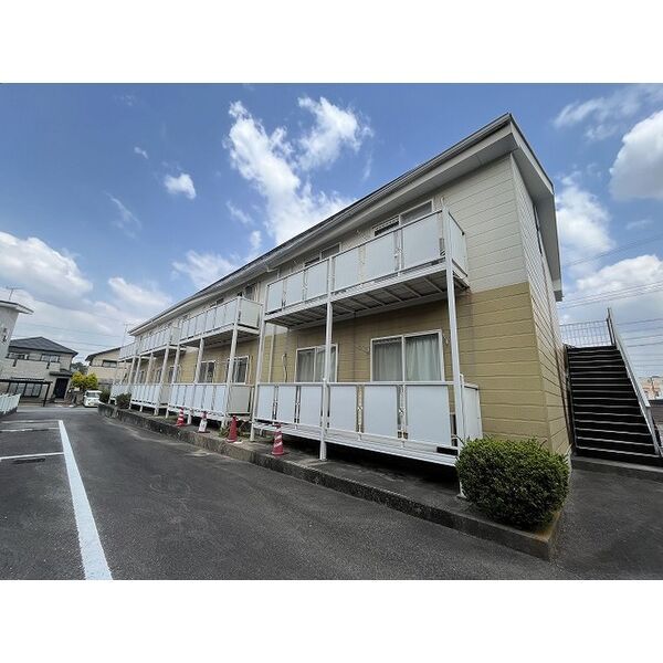 Surplus UEJIの外観画像