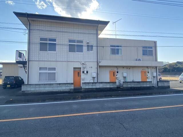 安中アパートの外観画像