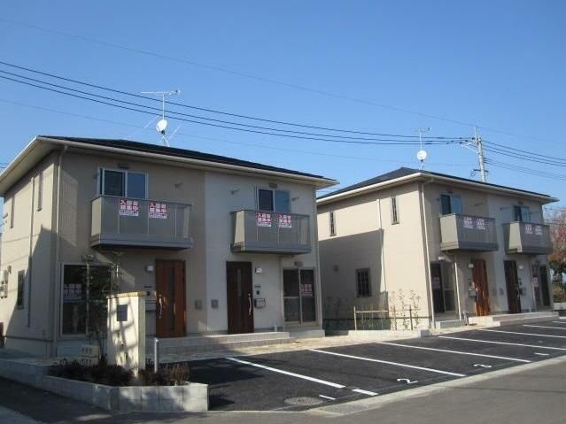 フィカーサ佐土原Bの外観画像