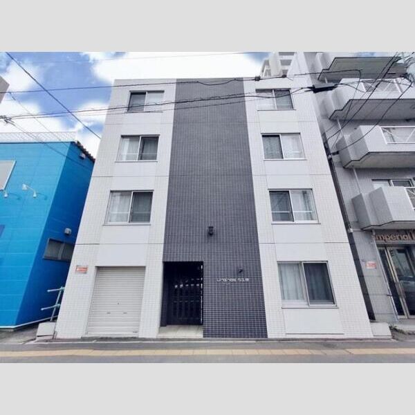 UranosN13(ウラノスN13)の外観画像