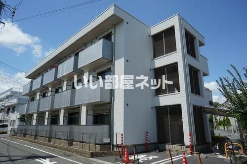 ファミールメゾンの外観画像
