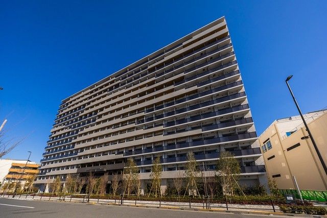 ロイヤルパークス有明の外観画像