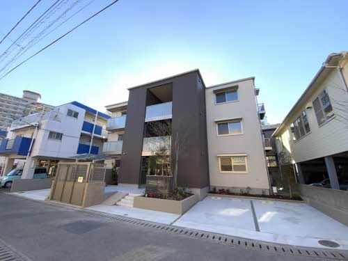 ShaMaison 春日の外観画像