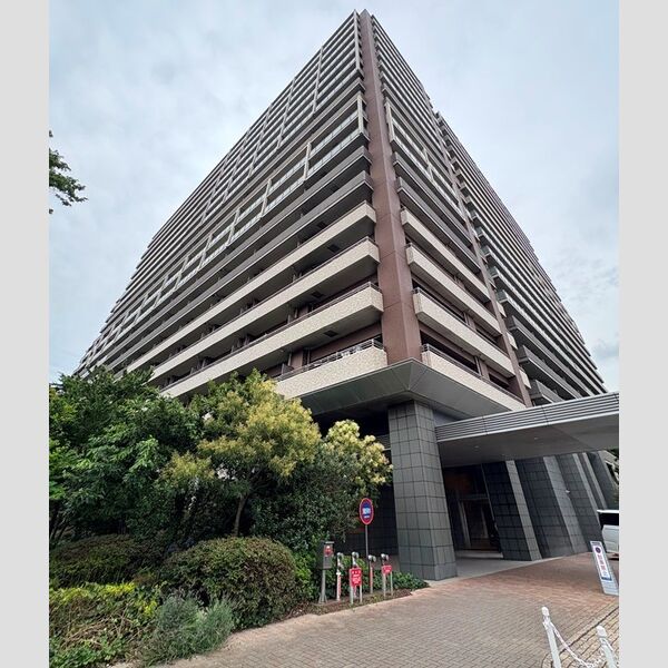 フォレシアムコンフォートタワーの外観画像
