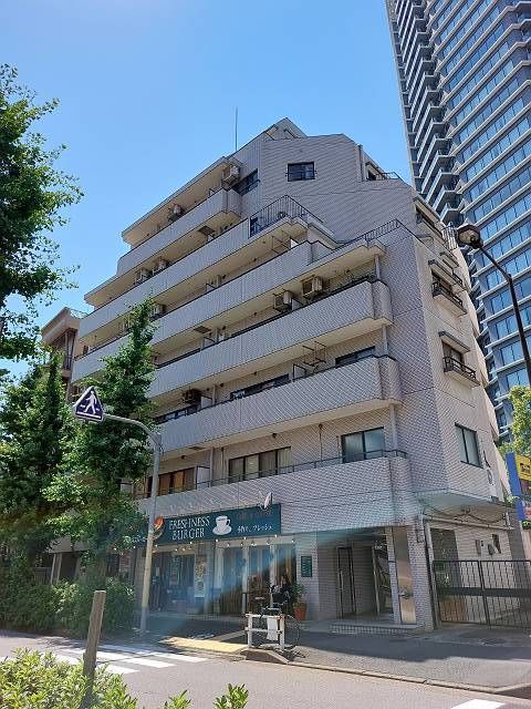 シャンボール新宿の外観画像