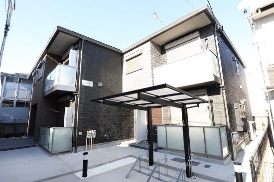 シャーメゾンアルバの外観画像