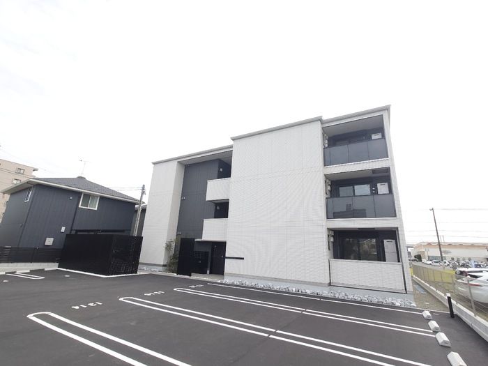 D-residence東深津町3丁目の外観画像