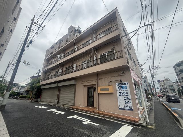 白石ビルの外観画像