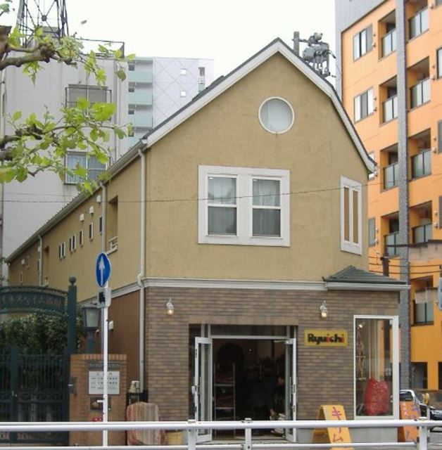 ペジーブル市川の外観画像