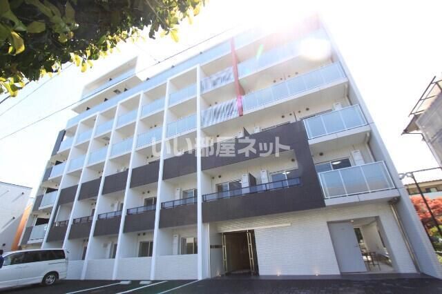 レアライズ立川の外観画像