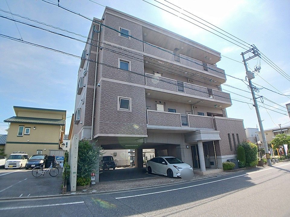 ラ・ポール日出の外観画像