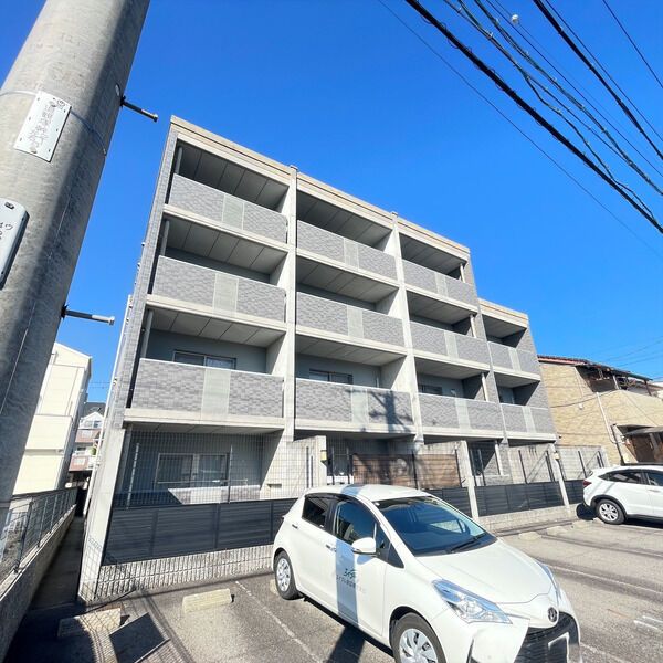 グリーンハイム三軒の外観画像