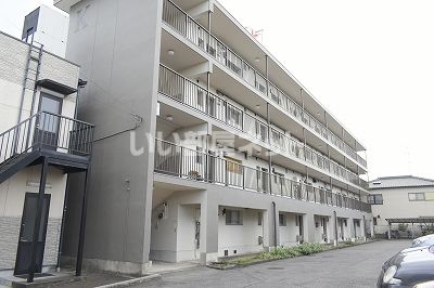 柏原農住団地K棟の外観画像