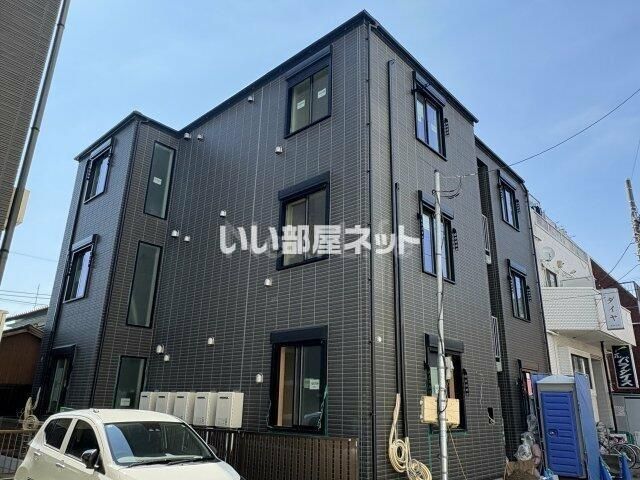 ベルヴィ鶴間の外観画像