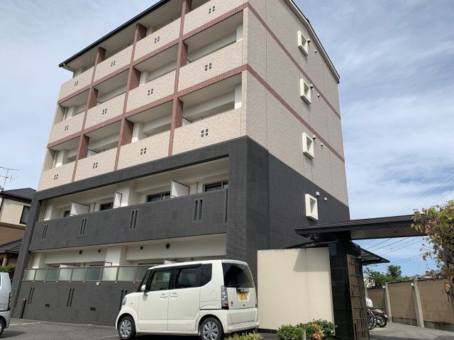 アスティオン深草の外観画像