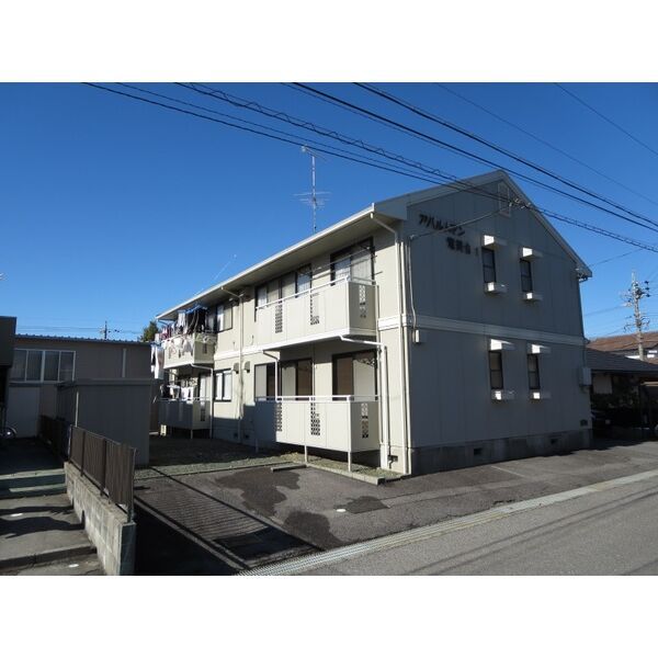 アパルトマン竜美台1の外観画像