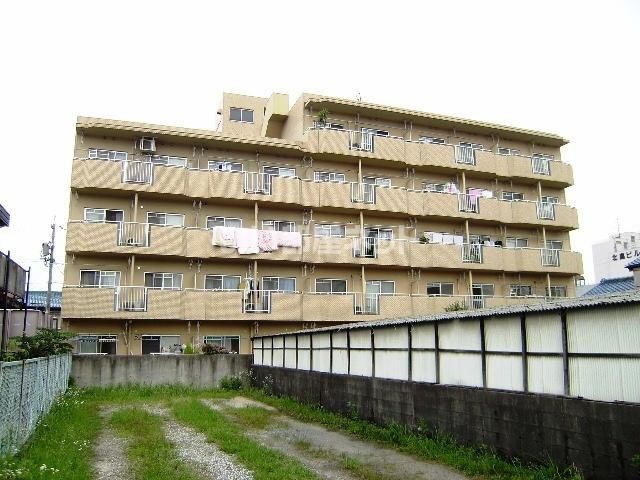 メゾンドール西町の外観画像