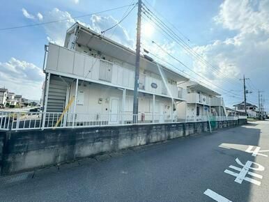 カーサソルジアーテB棟の外観画像