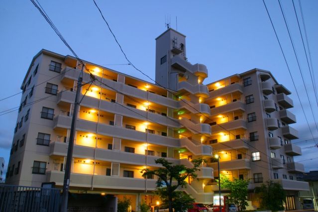 セントラルハイツ東側 3LDKの外観画像