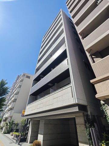 スカイコートパレス新大塚の外観画像