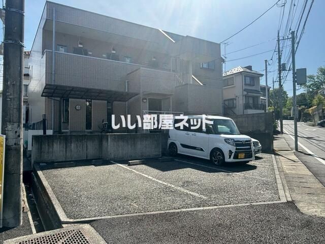 エミール程久保の外観画像