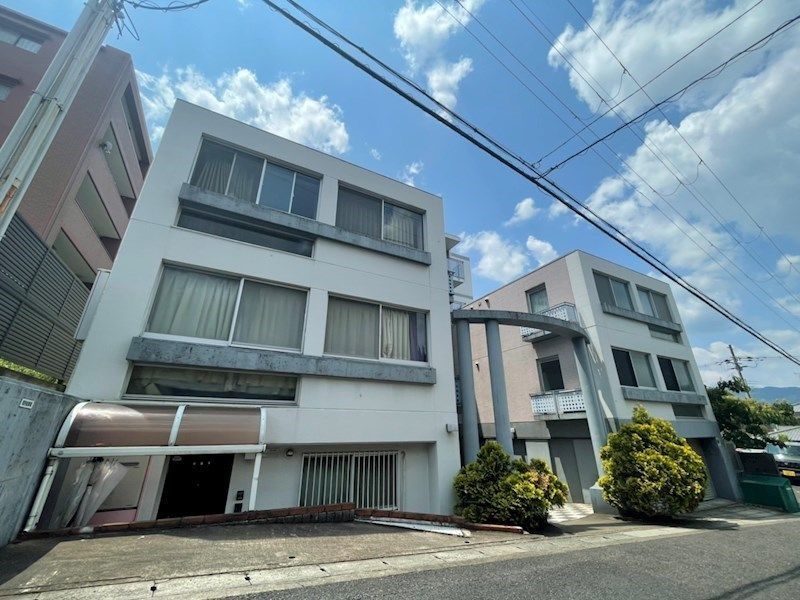 アゼリアヒルズの外観画像