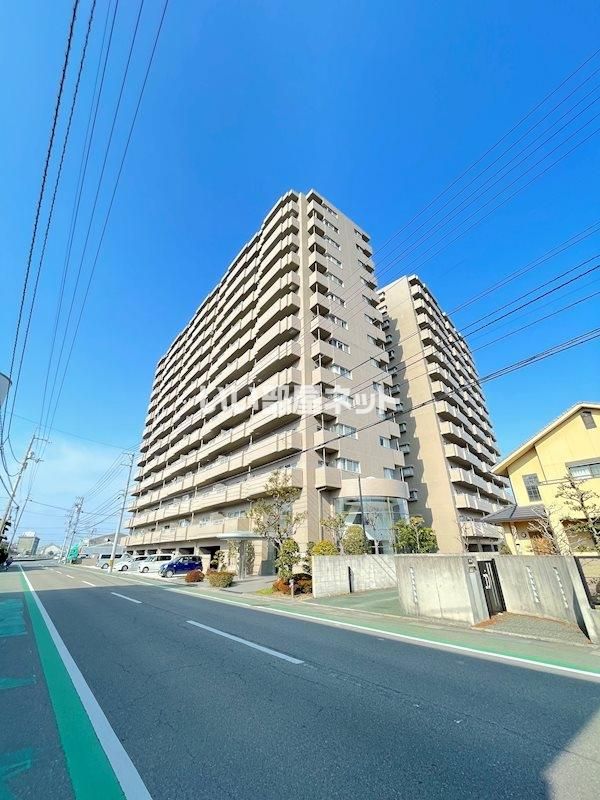 サーパス中須賀B棟の外観画像