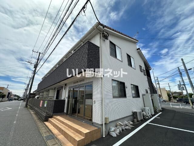 メイ・クレールの外観画像