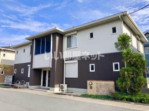 エピナール G棟の外観画像
