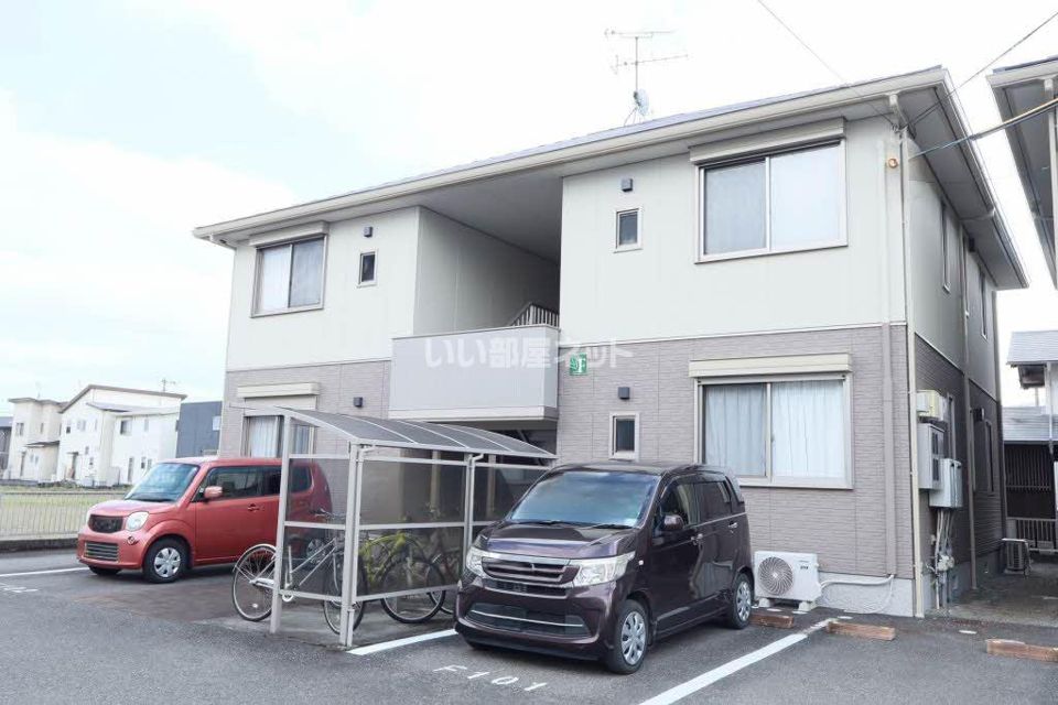 シティ クレール F棟の外観画像