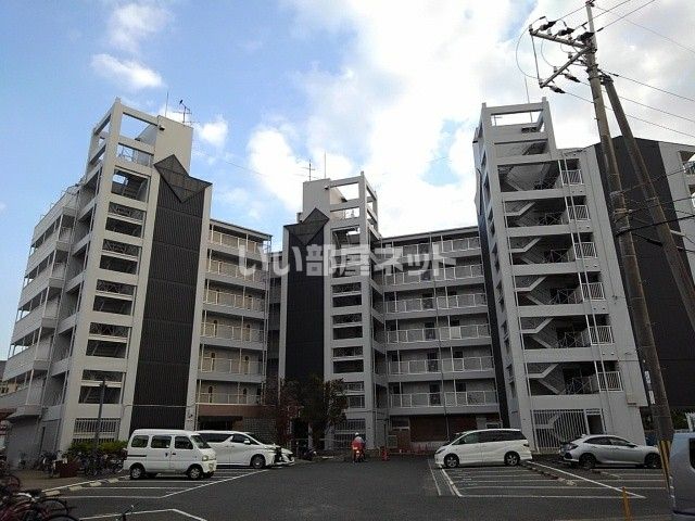 インペリアル関西エアポートB棟の外観画像