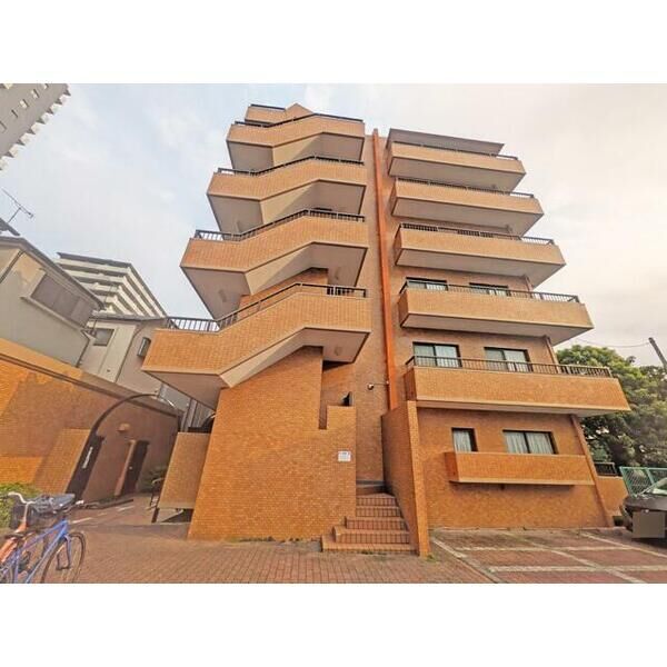 ライオンズマンション新川崎の外観画像