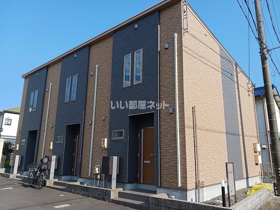 WEST COURTの外観画像