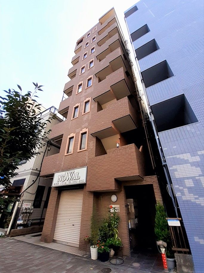 クレアトゥール新宿の外観画像