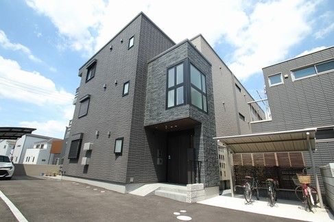 リフィシアの外観画像