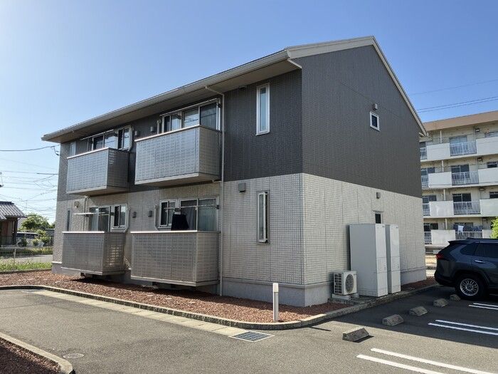 ツインヒルズ A棟の外観画像