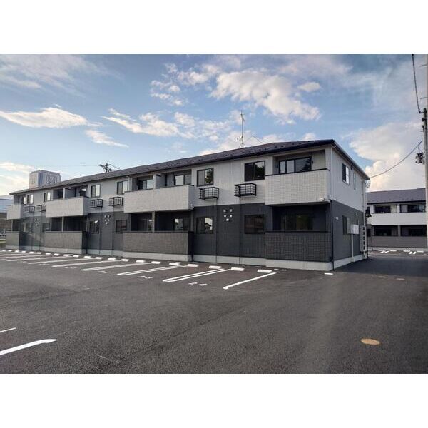 Calda famiglia A棟の外観画像