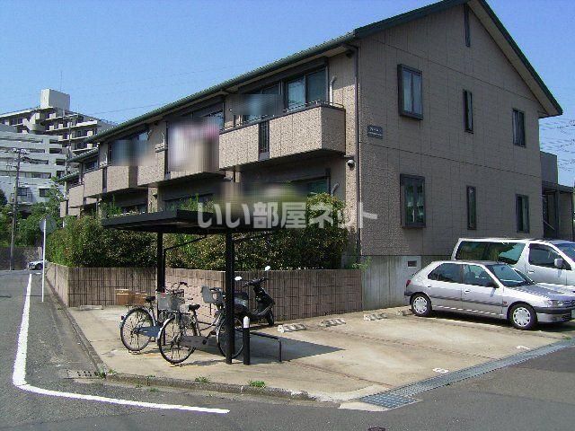 クレストコートの外観画像